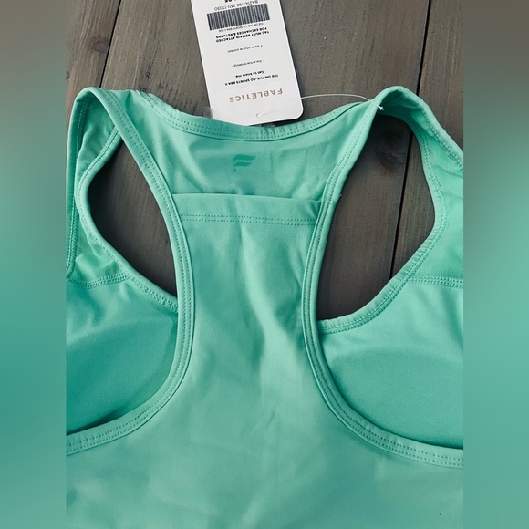 NWT Fabletics On-The-Go Small Sports Bra - Picture 7 of 8
